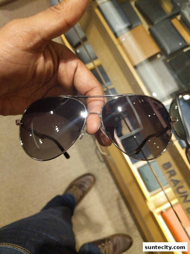 Braun Büffel Suntec City