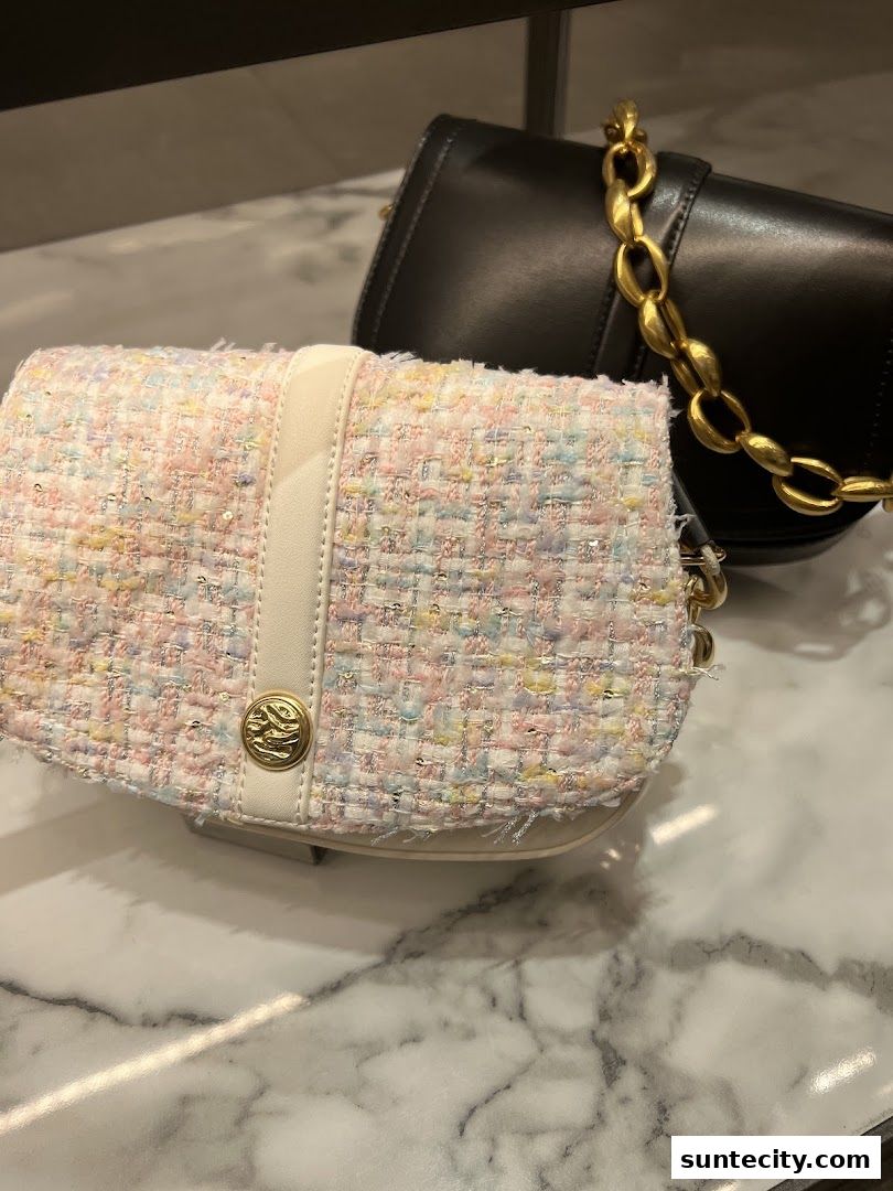 CHARLES  KEITH - Suntec City