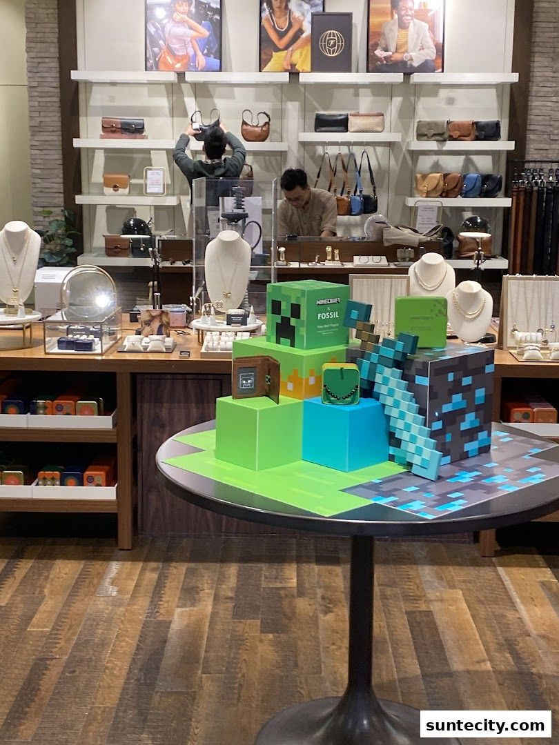 Fossil store interior with bags, jewelry, and Minecraft-themed displays.