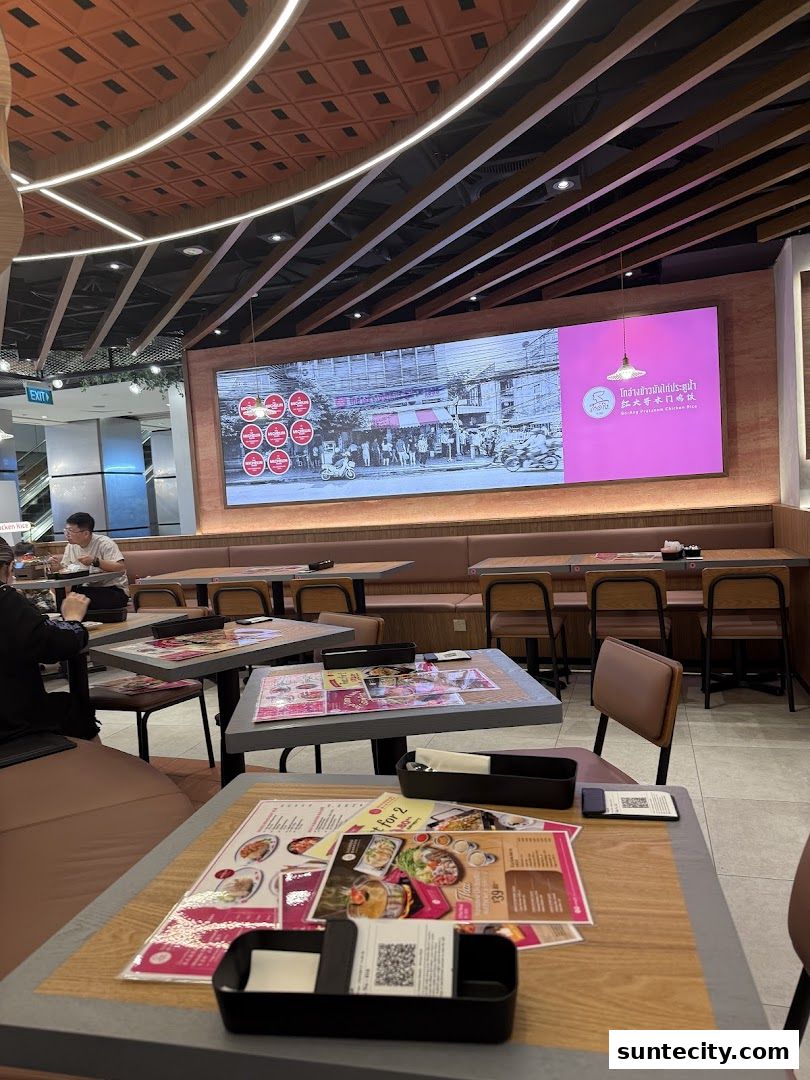 Go-Ang Pratunam Chicken Rice Suntec City