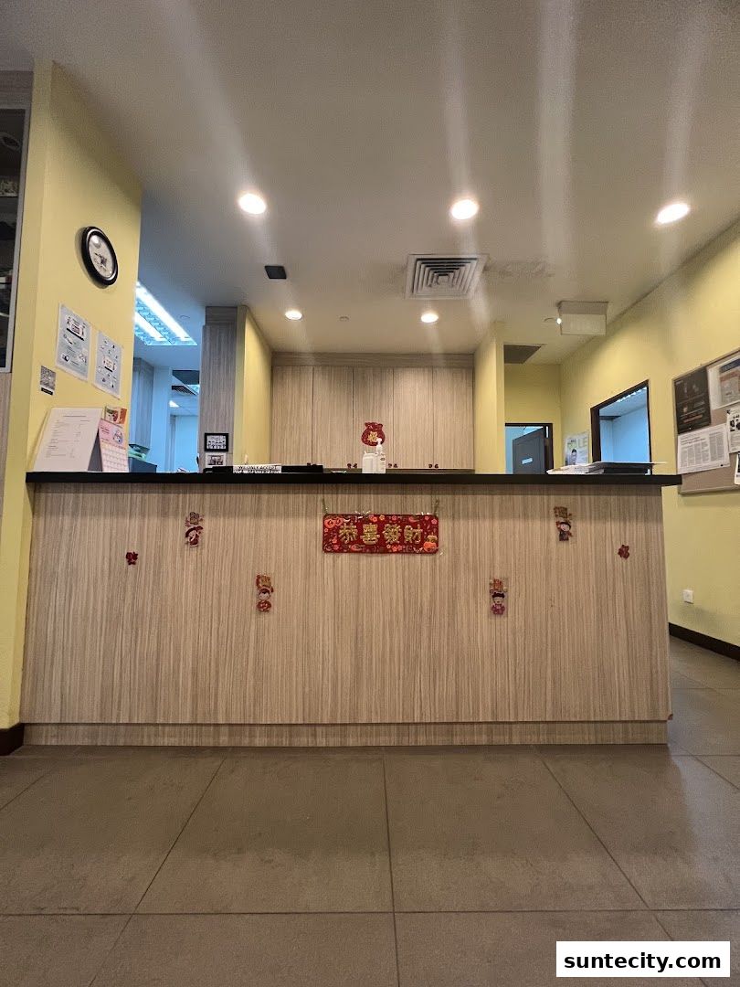 K N Chin  Associates