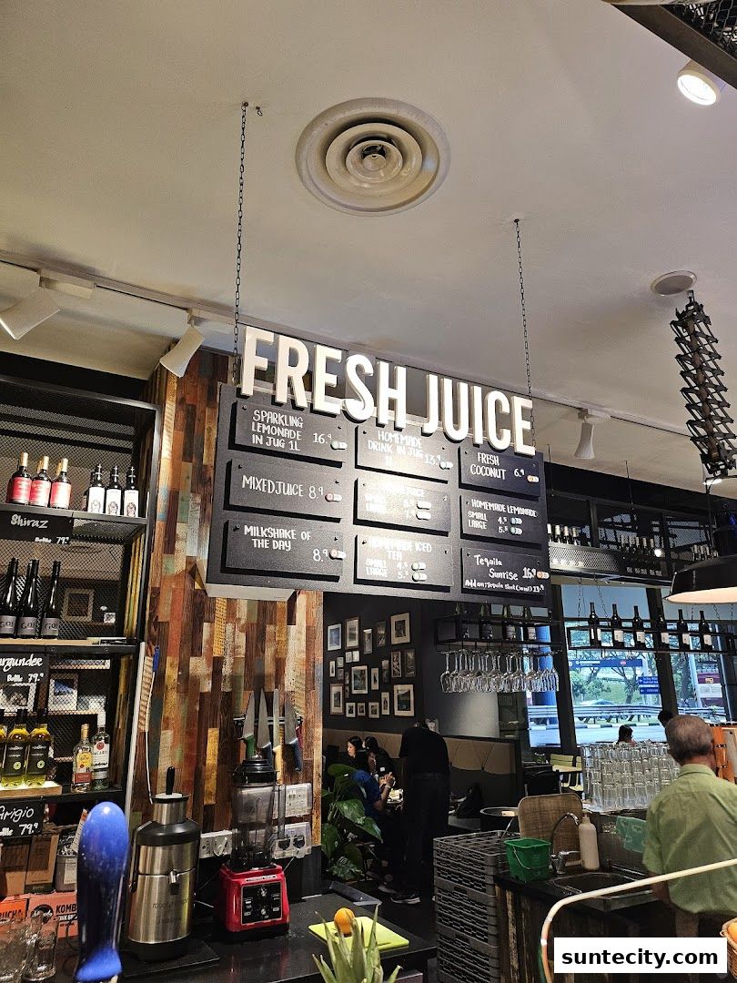 Menu page for Marché Suntec City