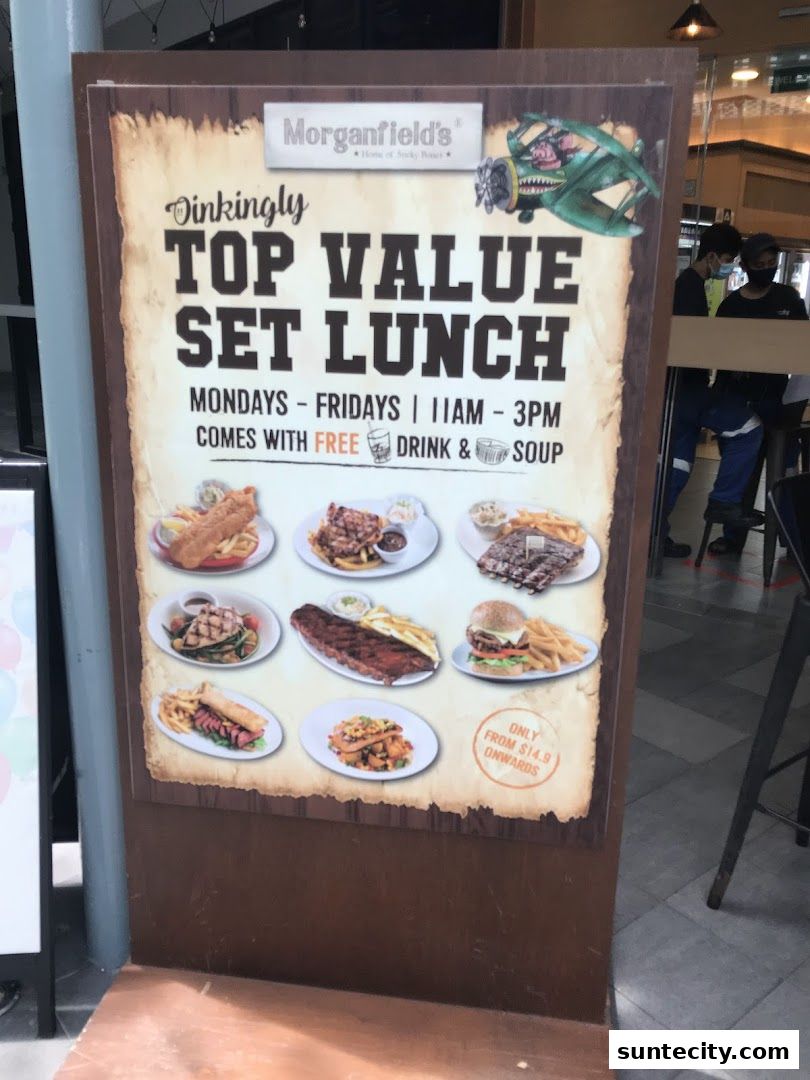 A sign advertising Morganfield's Top Value Set Lunch with various meal options.