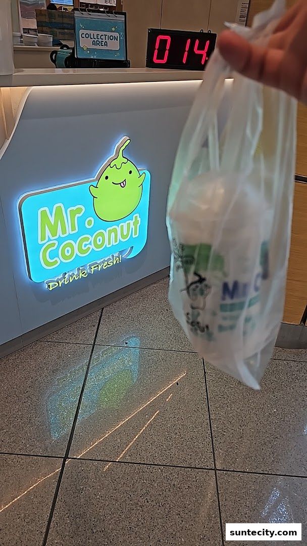 Mr. Coconut Suntec City