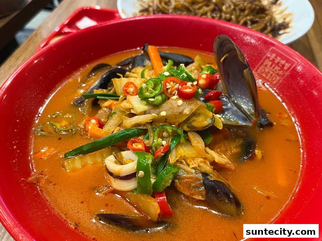 Paiks Noodle  Suntec City