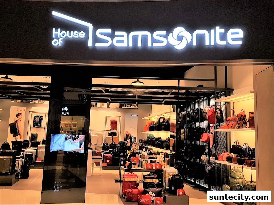 The entrance of a Samsonite store showcasing a wide variety of luggage and bags.