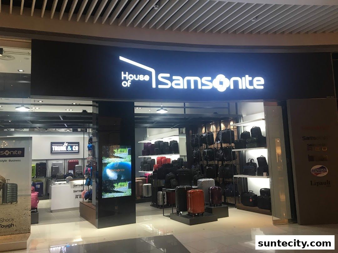 The exterior of a Samsonite store showcasing various luggage and bags on display.