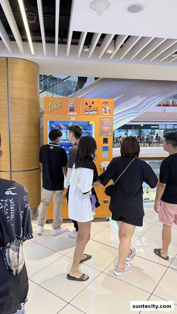 Snack Attack Suntec City