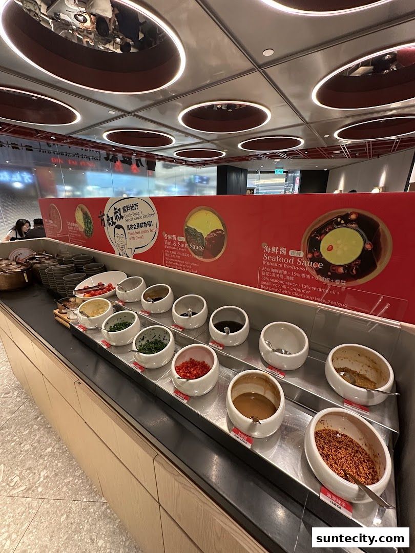 Uncle Fong Hotpot Restaurant Suntec City 方叔叔重庆老火锅